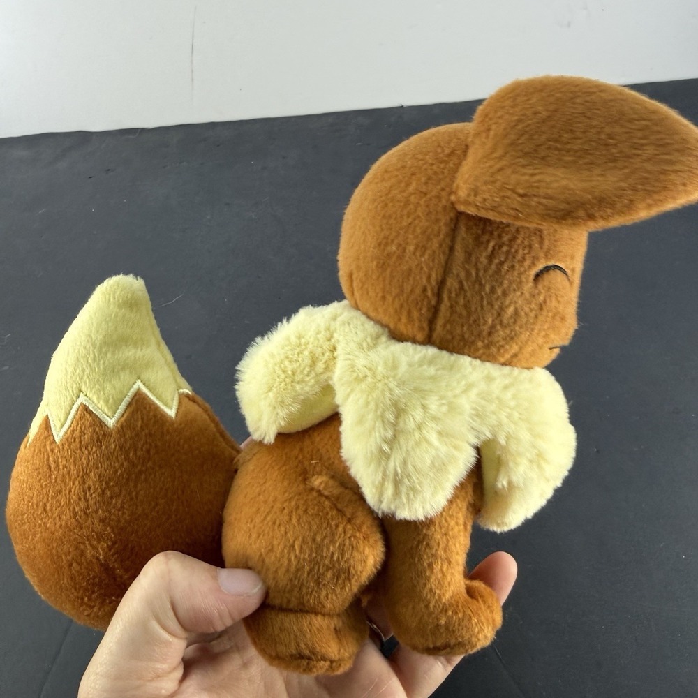 Pokemon Eevee Plush Stuffed Animal Toy Tomy 2016 Nintendo 7" Closed Eyes - Picture 6 of 11